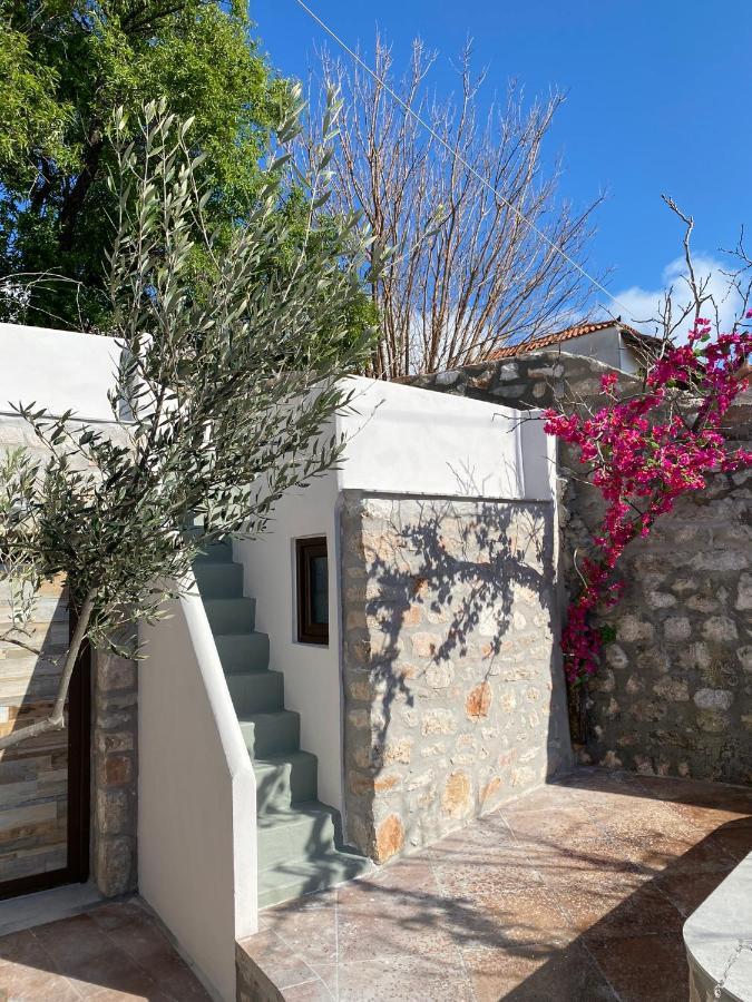 Elia Luxury Rooms Areopoli Eksteriør billede