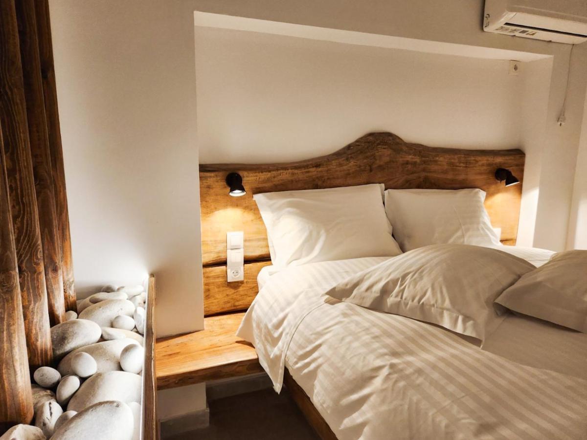 Elia Luxury Rooms Areopoli Eksteriør billede