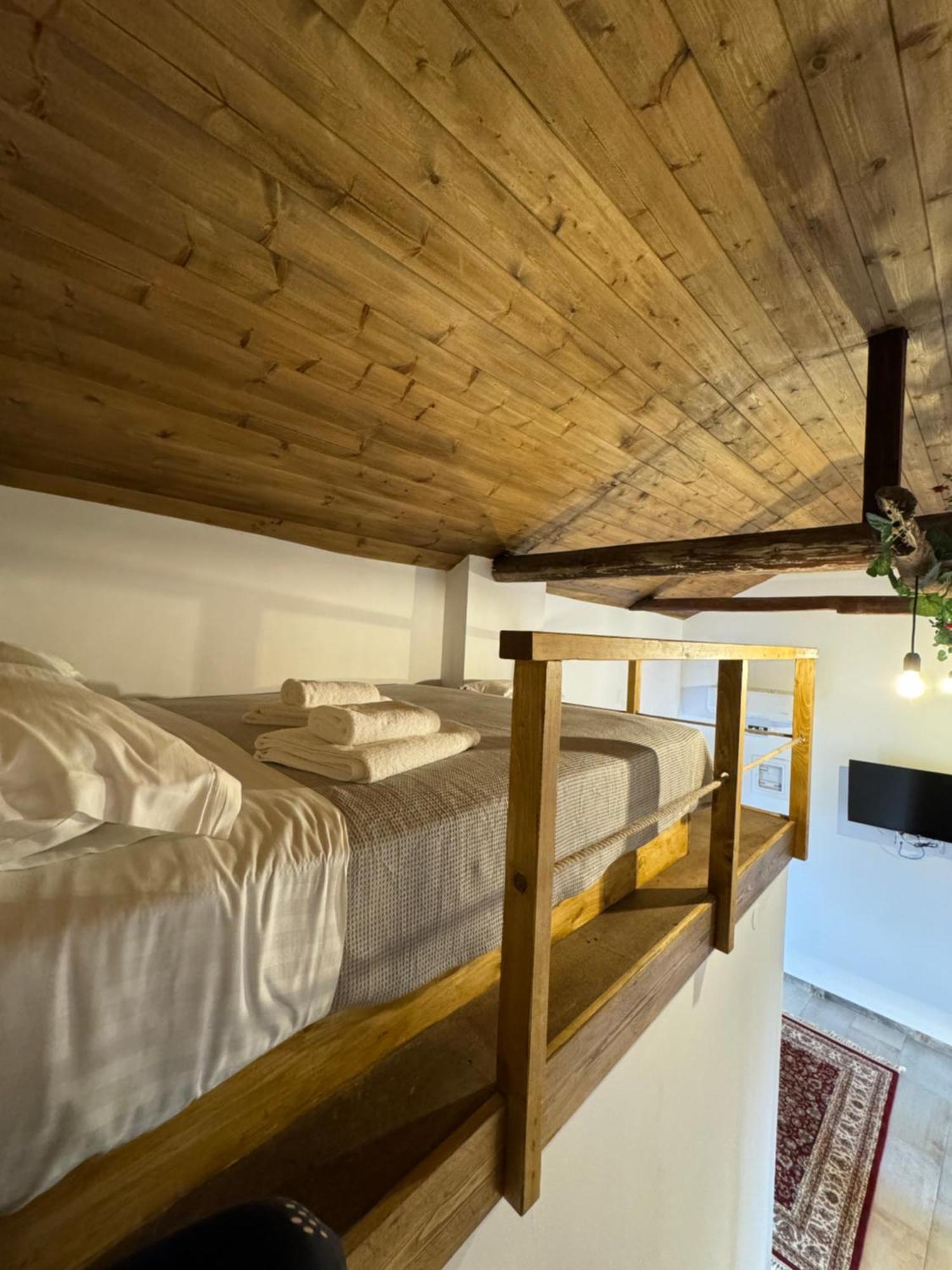 Elia Luxury Rooms Areopoli Eksteriør billede